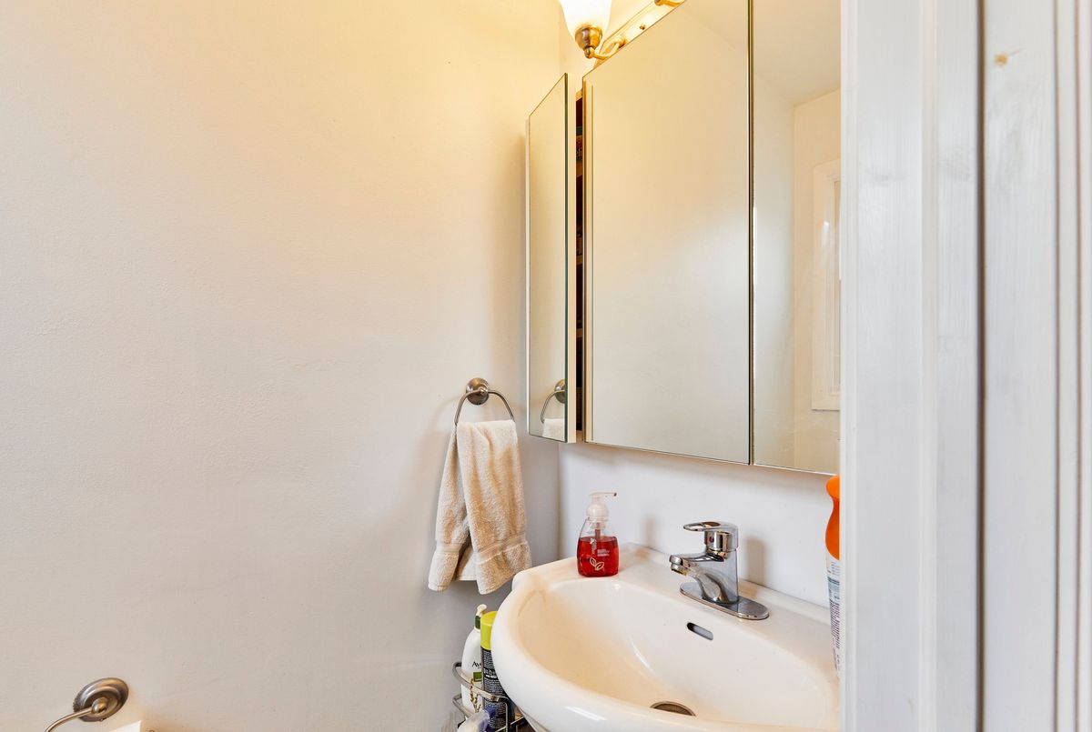 1349 Somerville Street N Oshawa 1349 Somerville Street N Oshawa