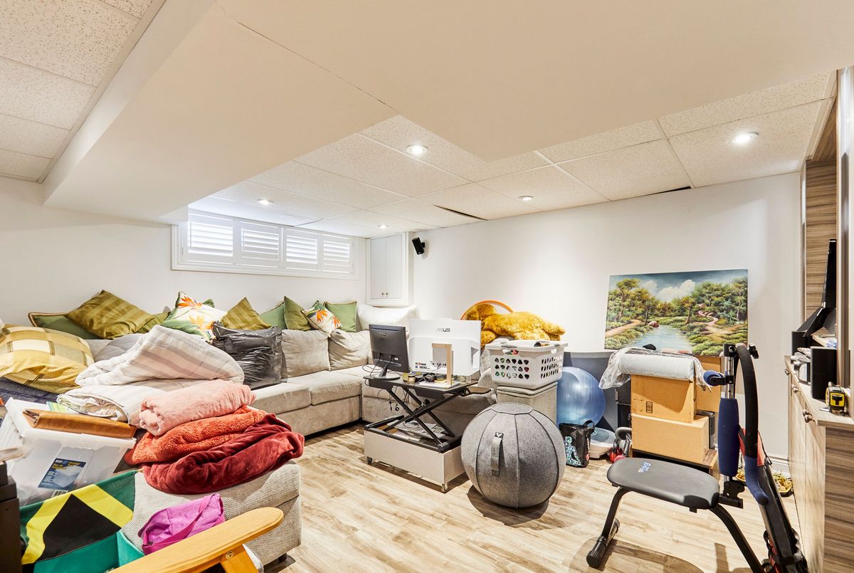 1349 Somerville Street N Oshawa 1349 Somerville Street N Oshawa