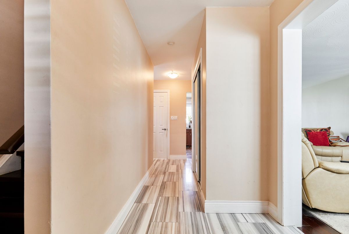 1349 Somerville Street N Oshawa 1349 Somerville Street N Oshawa