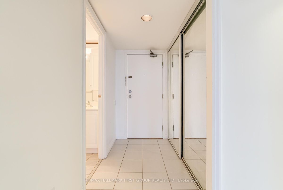 2466 Eglinton Avenue E Toronto 2466 Eglinton Avenue E Toronto