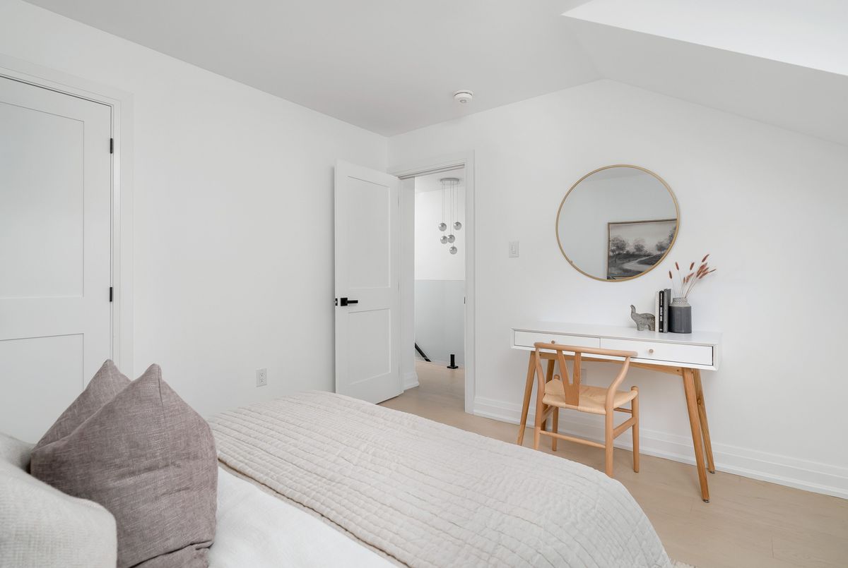 3 Thyra Avenue Toronto 3 Thyra Avenue Toronto