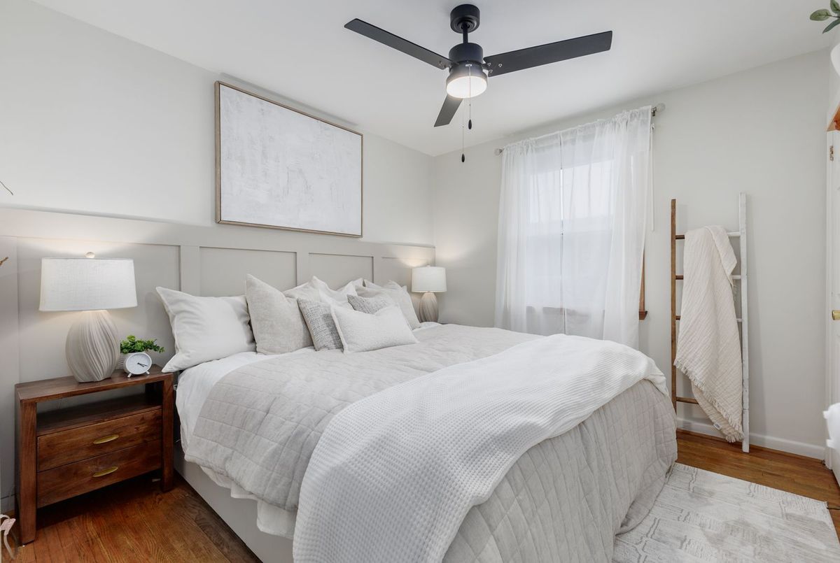 304 Farewell Street Oshawa 304 Farewell Street Oshawa