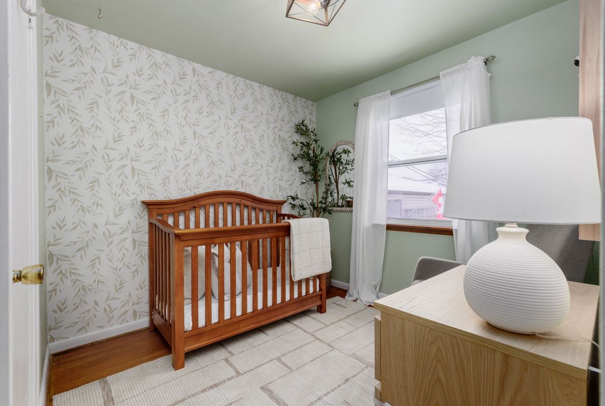 304 Farewell Street Oshawa 304 Farewell Street Oshawa