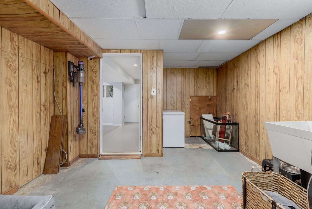 304 Farewell Street Oshawa 304 Farewell Street Oshawa