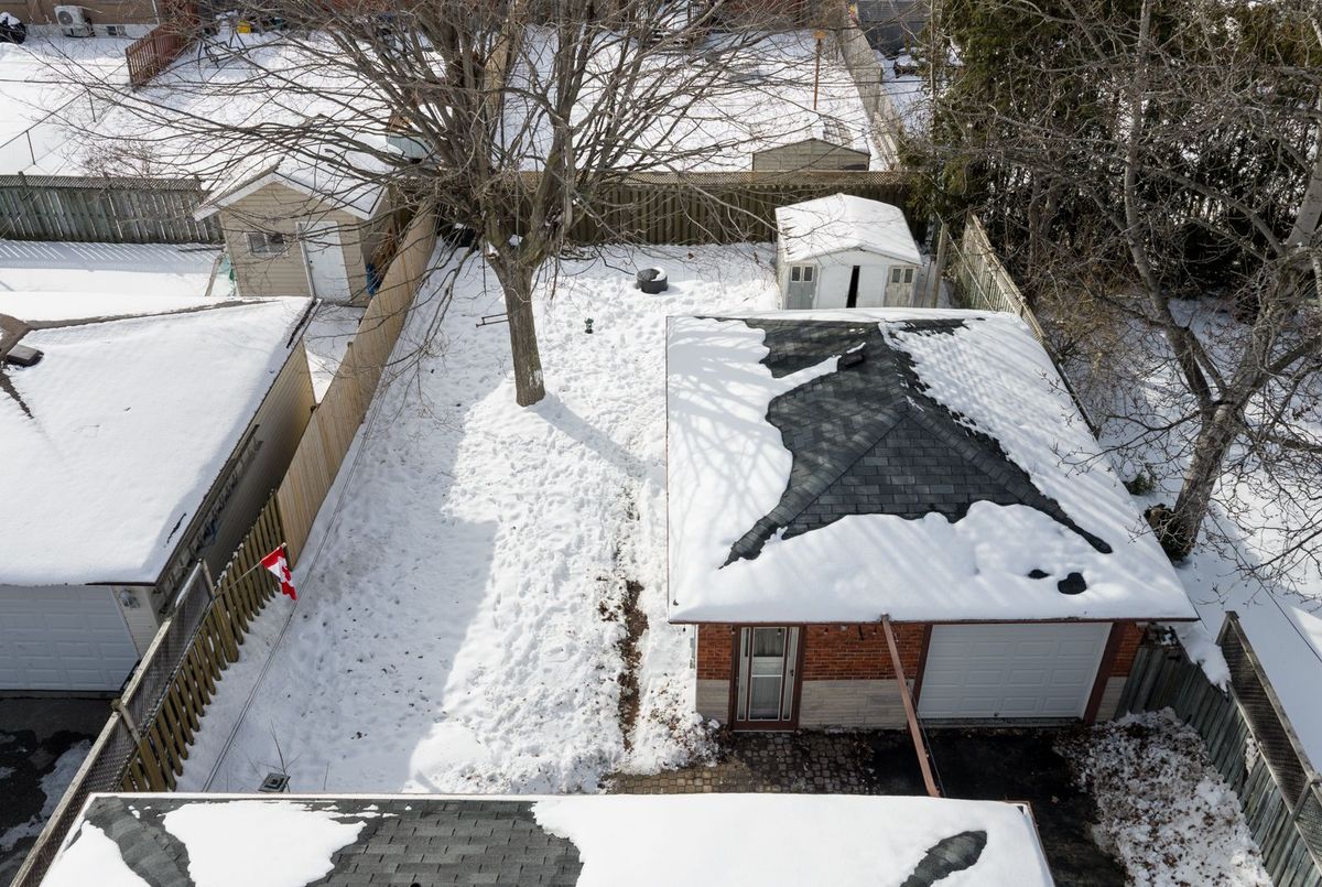 304 Farewell Street Oshawa 304 Farewell Street Oshawa