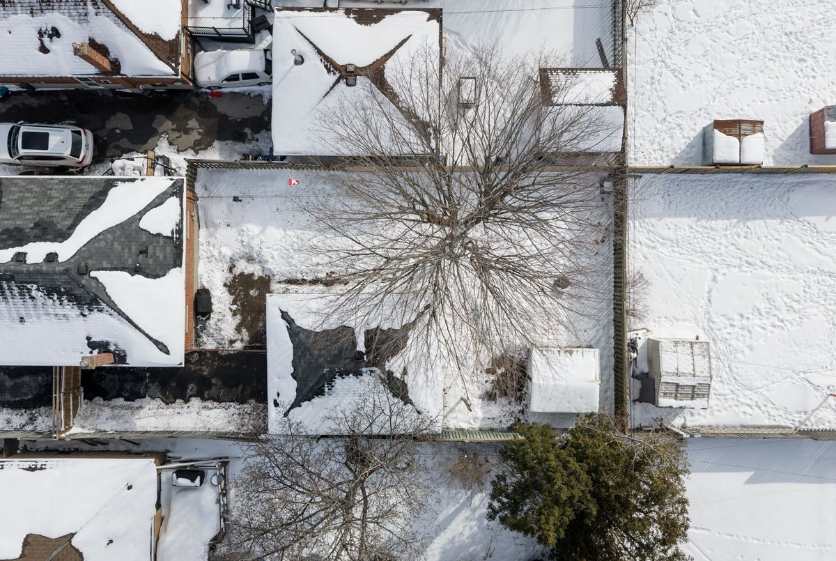 304 Farewell Street Oshawa 304 Farewell Street Oshawa