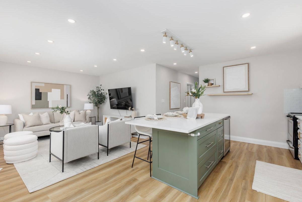 304 Farewell Street Oshawa 304 Farewell Street Oshawa