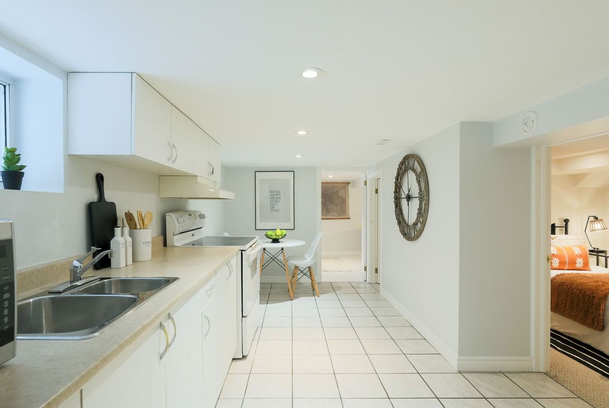 28 Lynn Road Toronto 28 Lynn Road Toronto