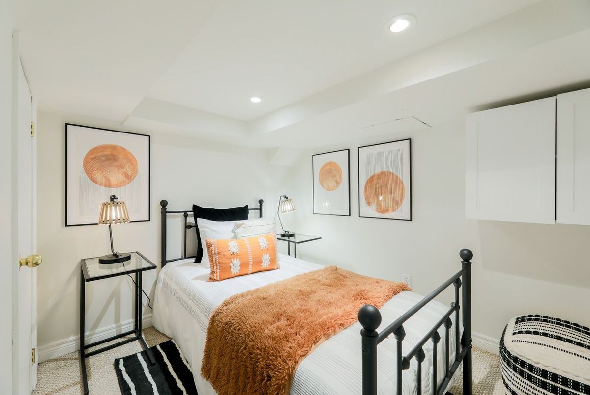 28 Lynn Road Toronto 28 Lynn Road Toronto