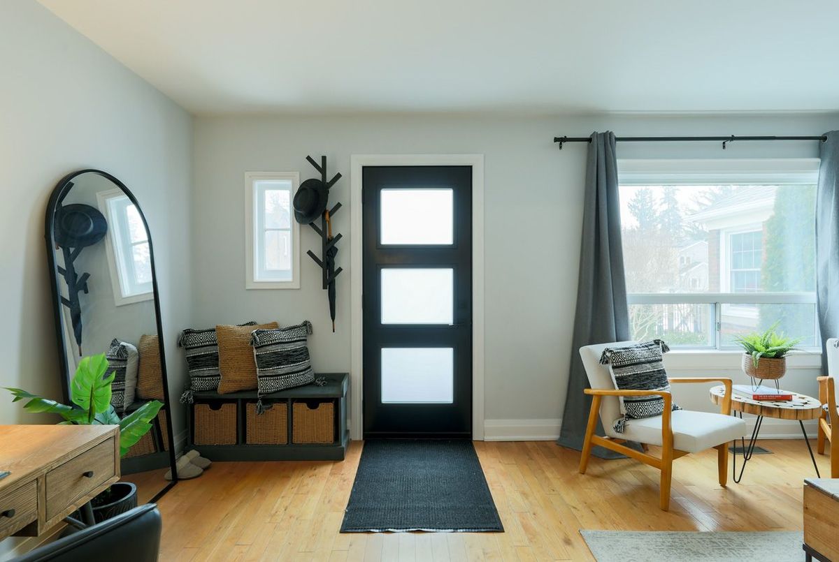 28 Lynn Road Toronto 28 Lynn Road Toronto