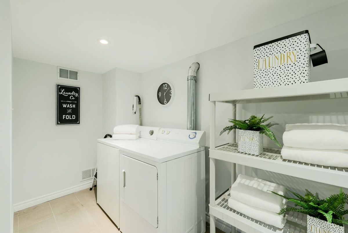 28 Lynn Road Toronto 28 Lynn Road Toronto