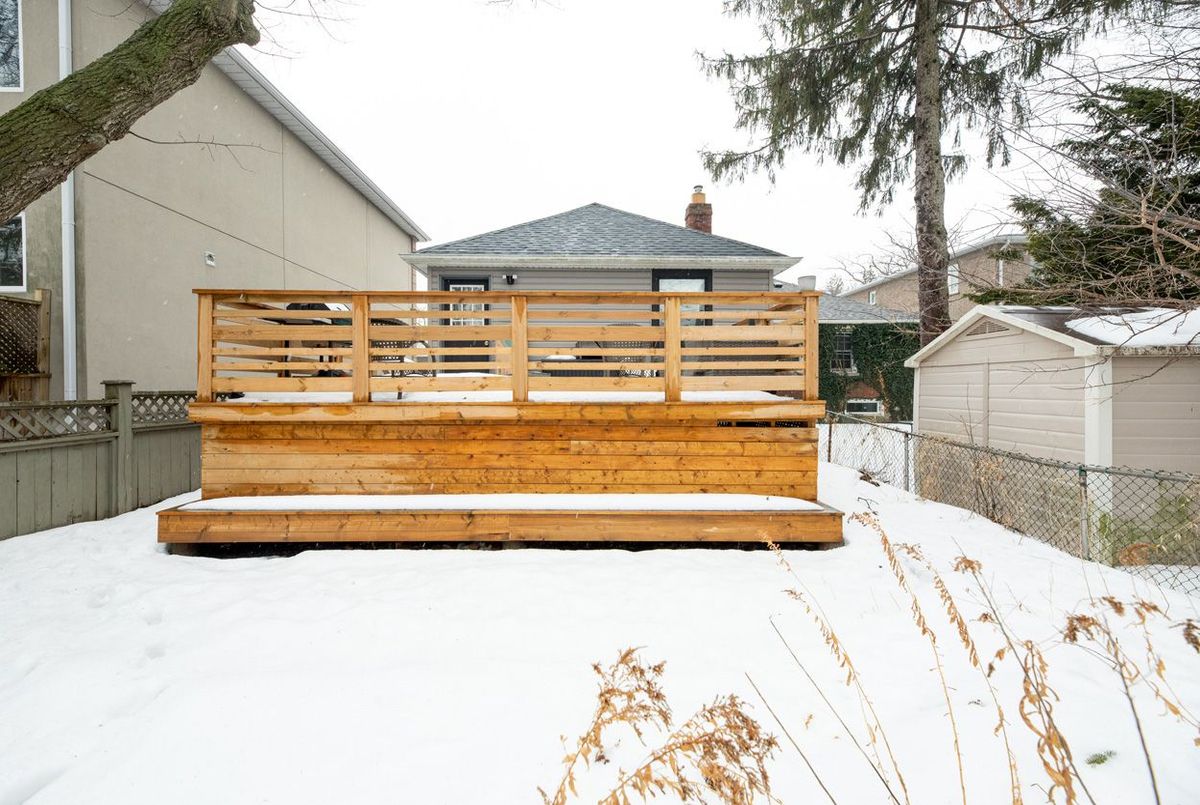 28 Lynn Road Toronto 28 Lynn Road Toronto