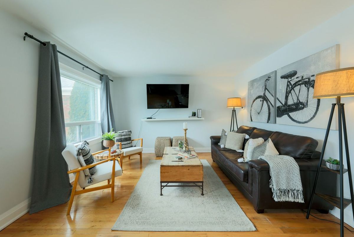 28 Lynn Road Toronto 28 Lynn Road Toronto