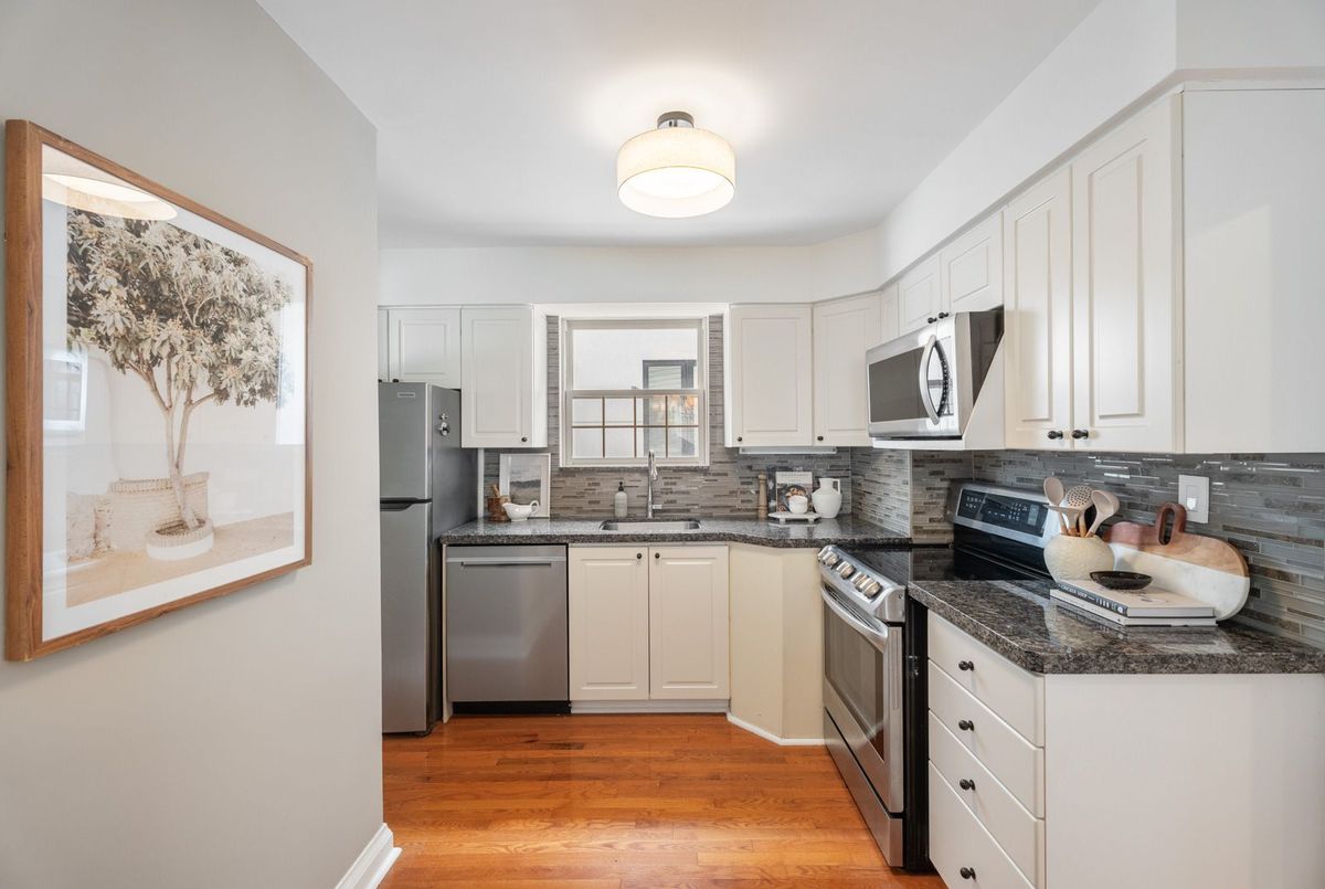 42 Hunt Club Drive Toronto 42 Hunt Club Drive Toronto