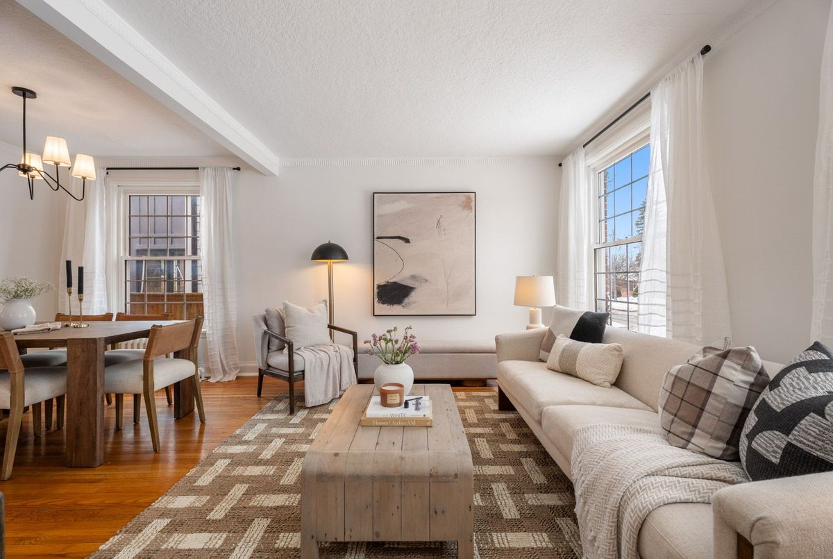 42 Hunt Club Drive Toronto 42 Hunt Club Drive Toronto