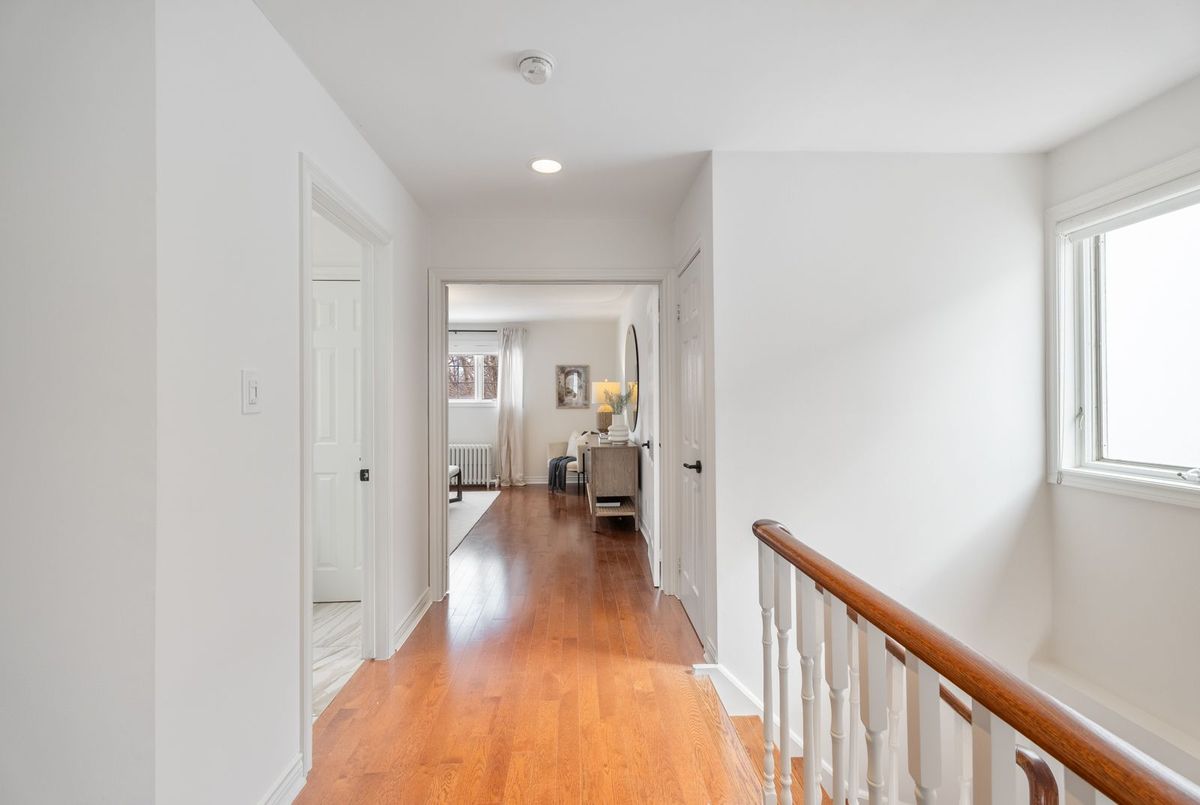 42 Hunt Club Drive Toronto 42 Hunt Club Drive Toronto