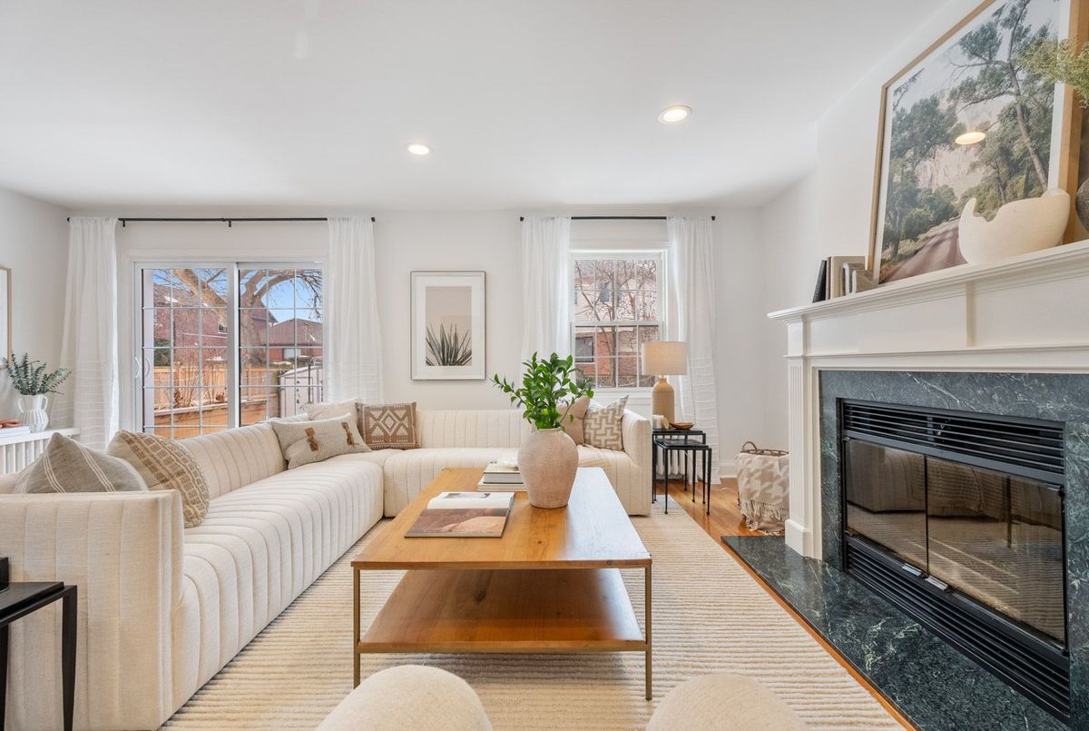 42 Hunt Club Drive Toronto 42 Hunt Club Drive Toronto