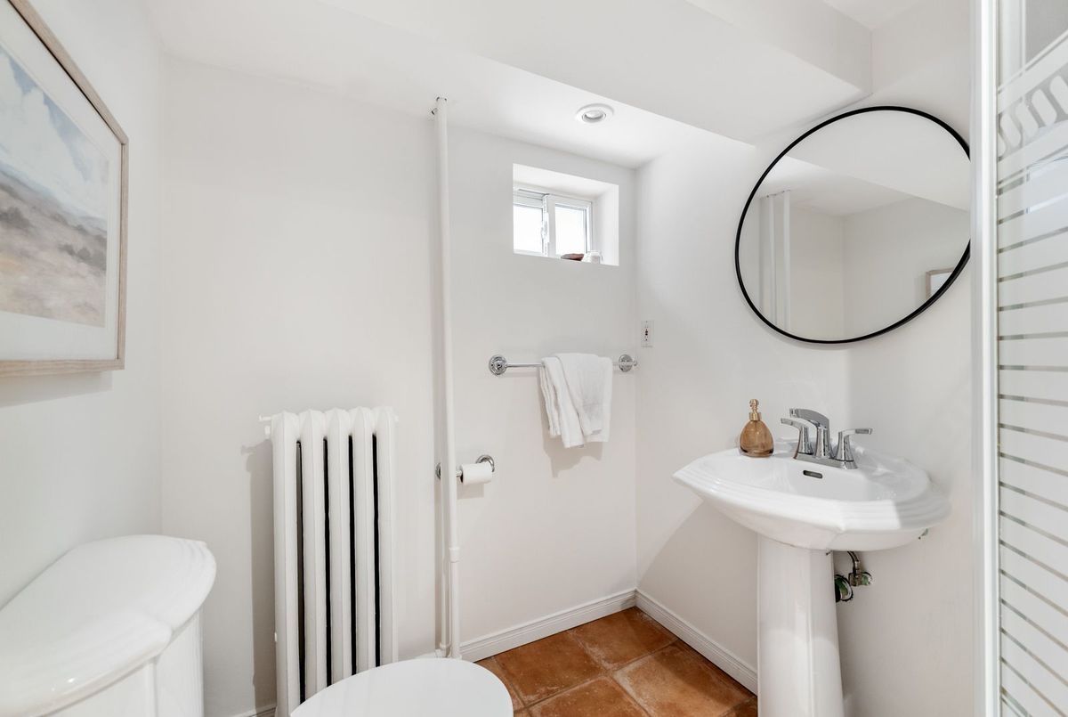 42 Hunt Club Drive Toronto 42 Hunt Club Drive Toronto