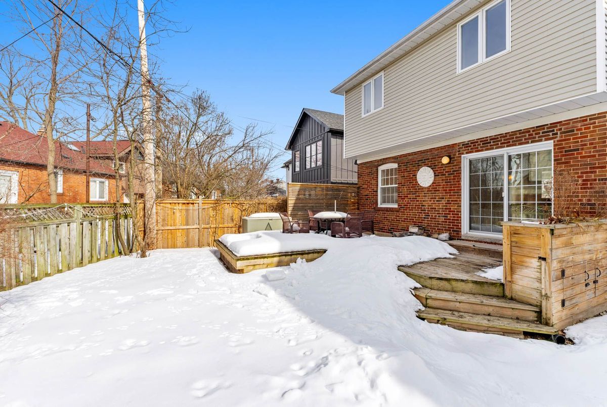 42 Hunt Club Drive Toronto 42 Hunt Club Drive Toronto