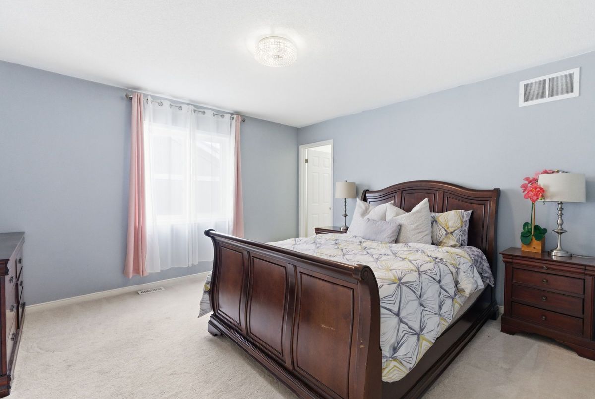 1747 Arborwood Drive Oshawa 1747 Arborwood Drive Oshawa