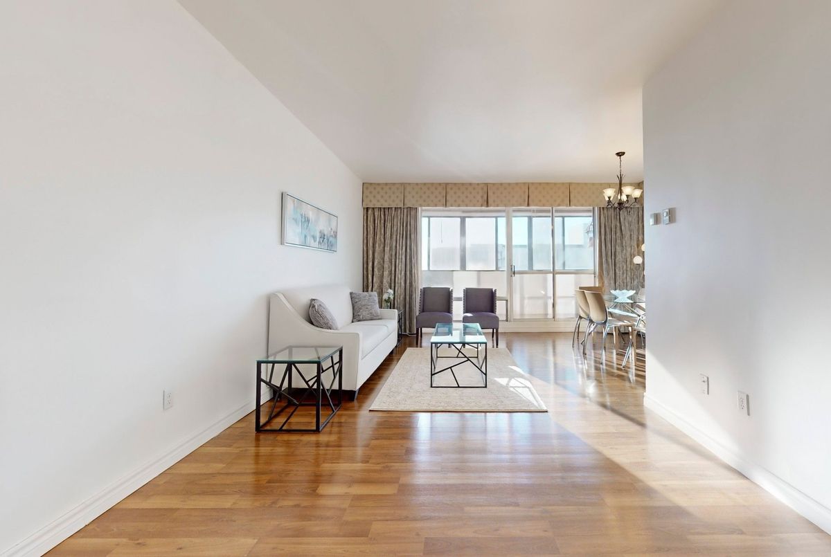 5 Massey Square Toronto 5 Massey Square Toronto