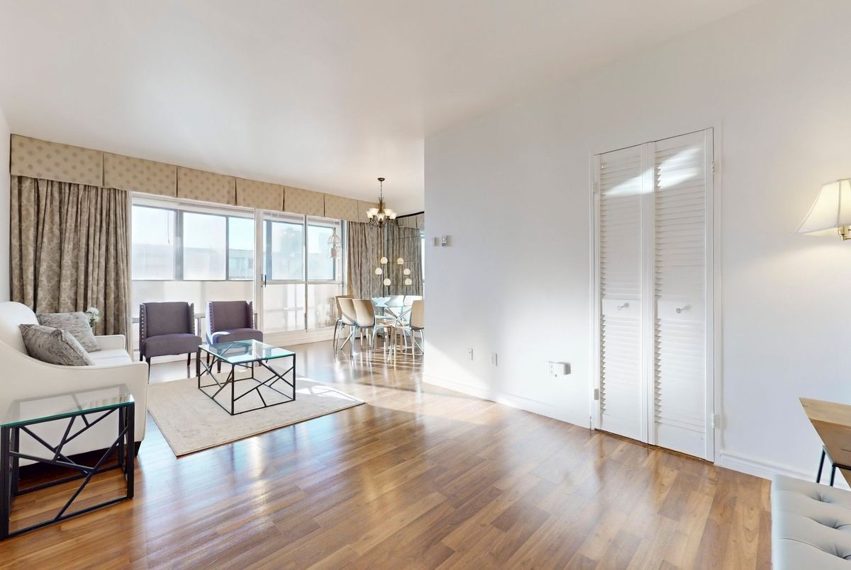 5 Massey Square Toronto 5 Massey Square Toronto