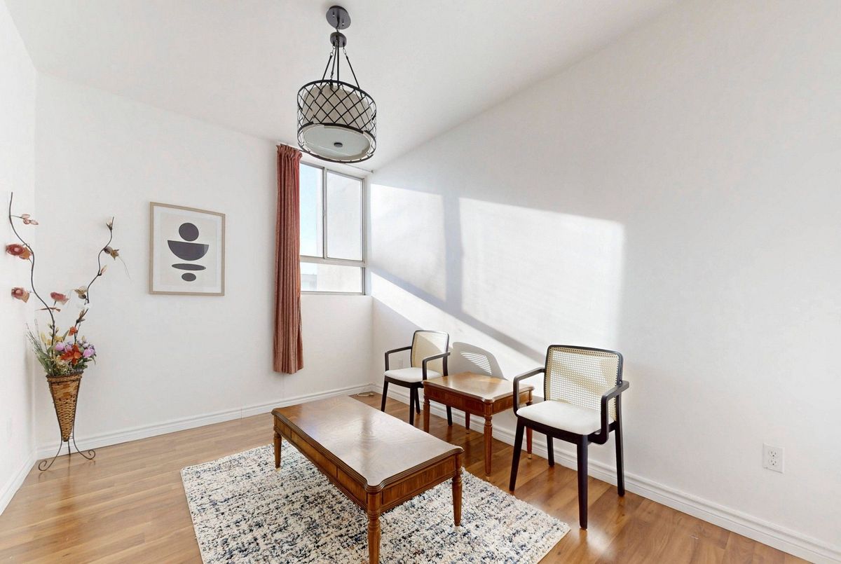 5 Massey Square Toronto 5 Massey Square Toronto