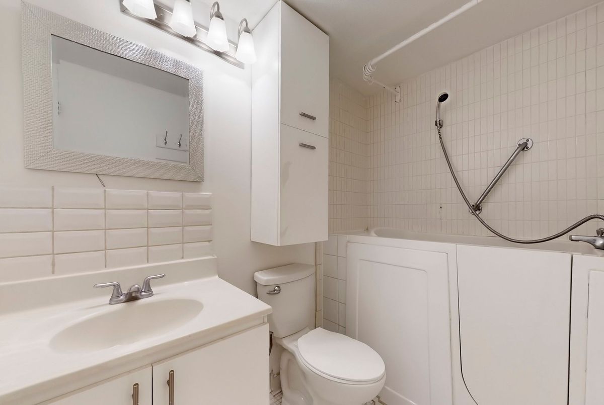 5 Massey Square Toronto 5 Massey Square Toronto