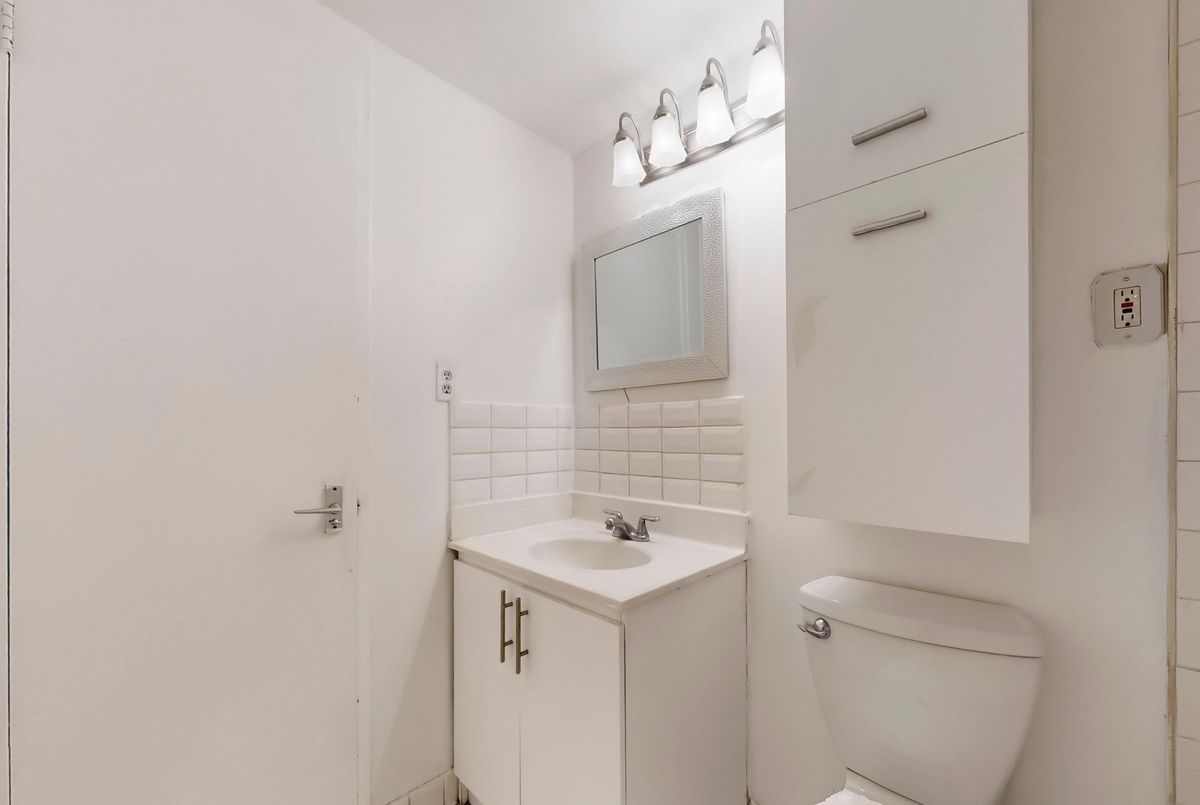 5 Massey Square Toronto 5 Massey Square Toronto