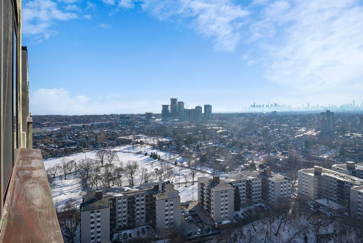 5 Massey Square Toronto 5 Massey Square Toronto