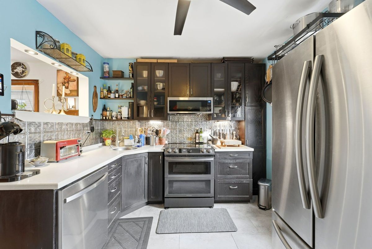 11A Marlow Avenue Toronto 11A Marlow Avenue Toronto