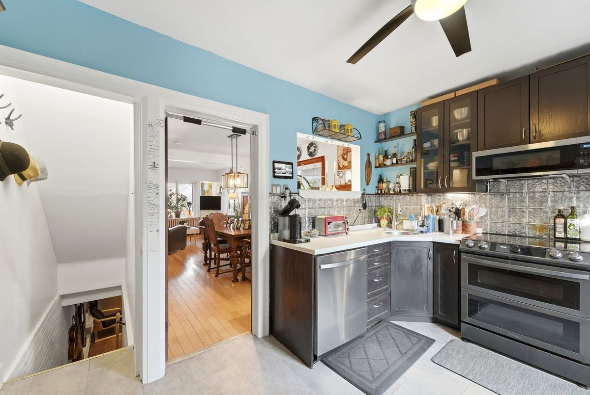 11A Marlow Avenue Toronto 11A Marlow Avenue Toronto