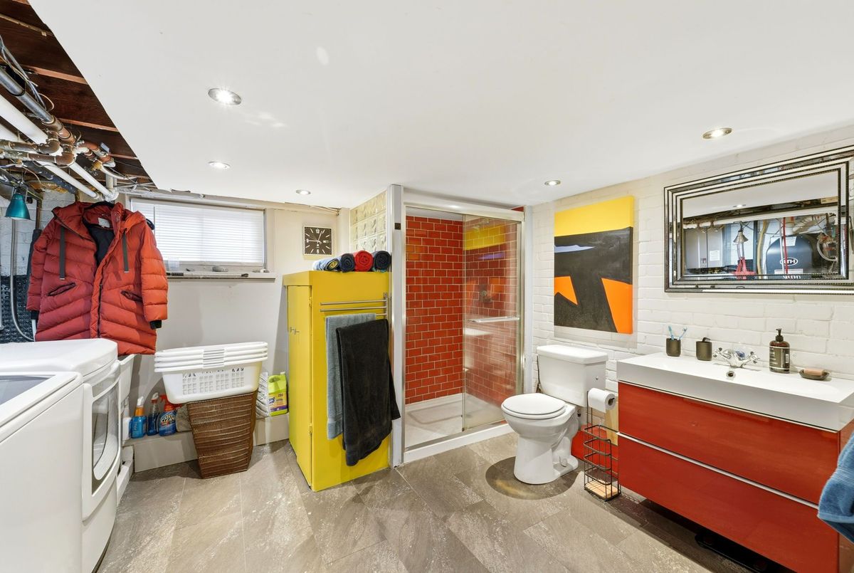 11A Marlow Avenue Toronto 11A Marlow Avenue Toronto