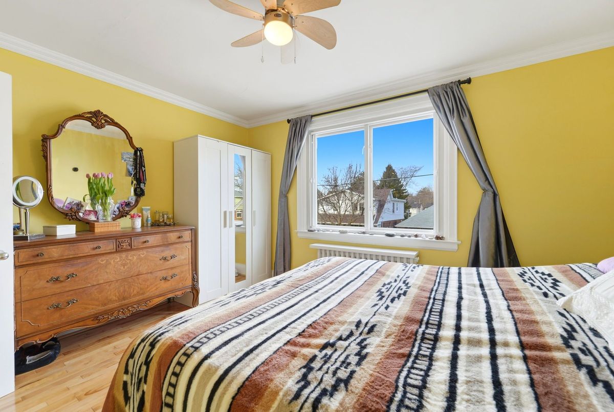 11A Marlow Avenue Toronto 11A Marlow Avenue Toronto