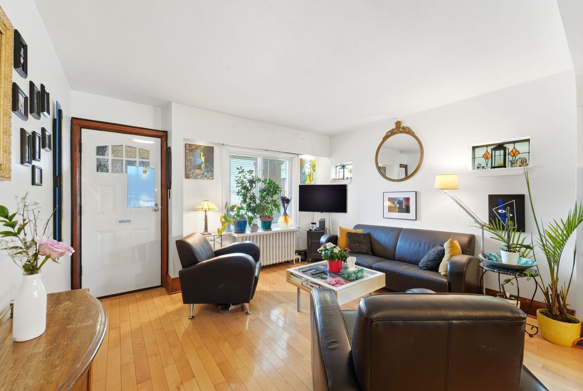 11A Marlow Avenue Toronto 11A Marlow Avenue Toronto