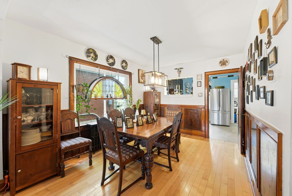 11A Marlow Avenue Toronto 11A Marlow Avenue Toronto