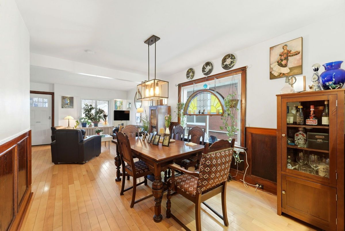 11A Marlow Avenue Toronto 11A Marlow Avenue Toronto