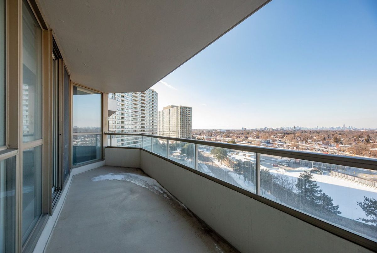 5 Greystone Walk Drive Toronto 5 Greystone Walk Drive Toronto