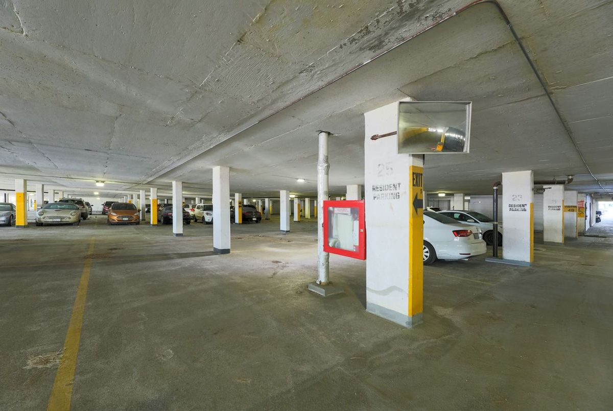 5 Greystone Walk Drive Toronto 5 Greystone Walk Drive Toronto