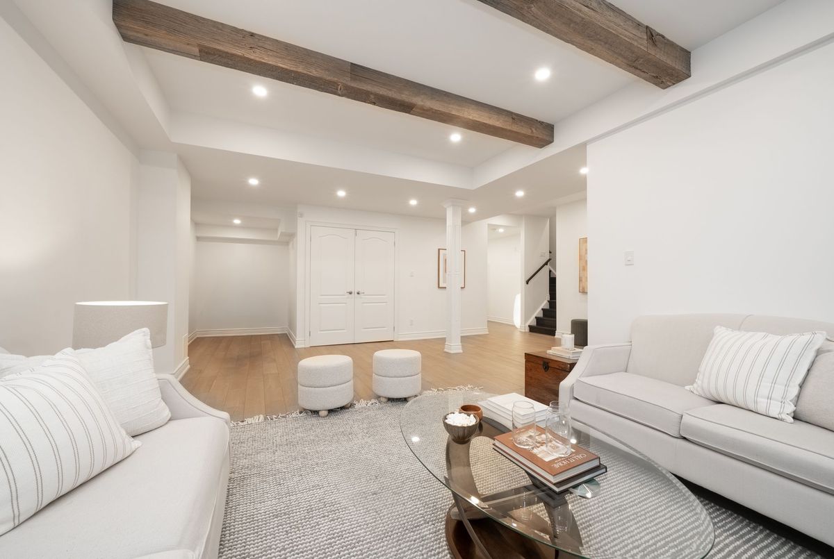 88 Brabin Circle Whitby 88 Brabin Circle Whitby