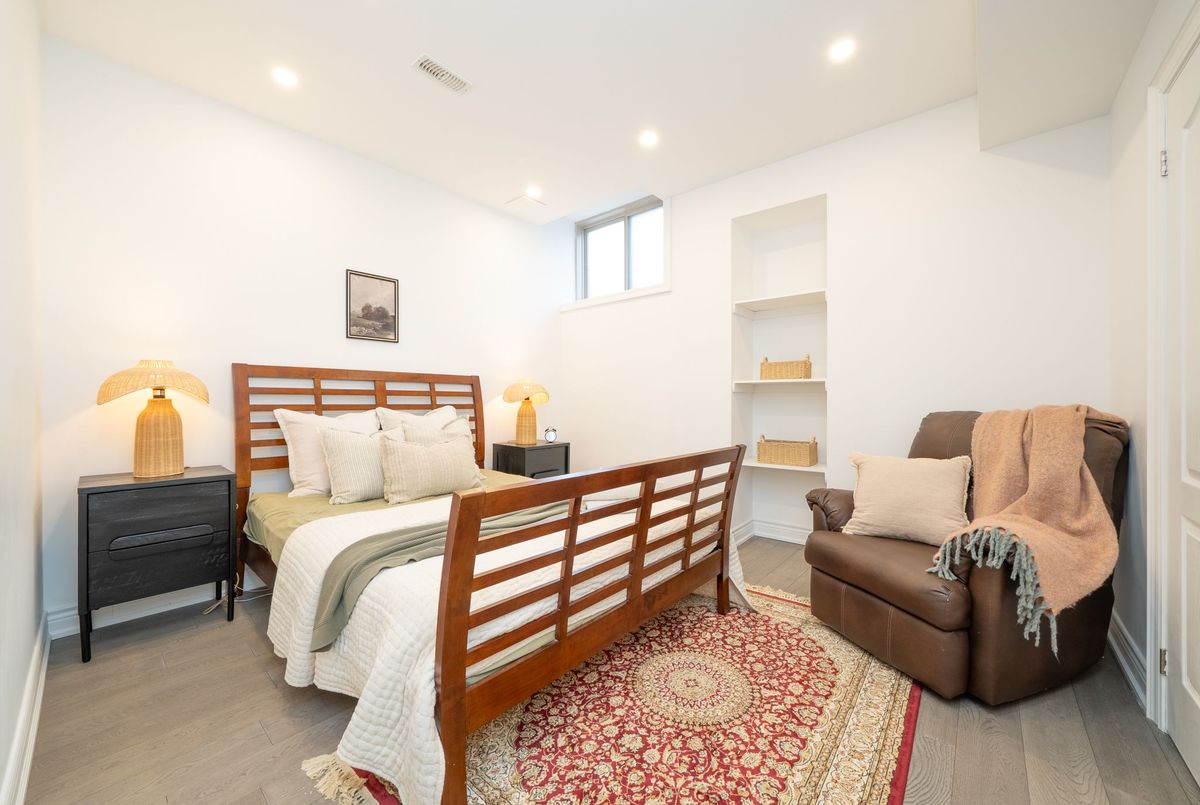 88 Brabin Circle Whitby 88 Brabin Circle Whitby