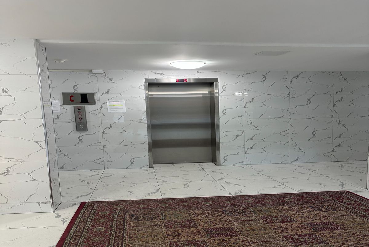 100 Dundalk Drive Toronto 100 Dundalk Drive Toronto