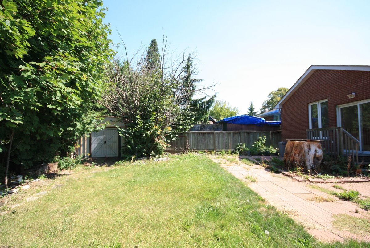 54 Beacham Crescent Toronto 54 Beacham Crescent Toronto