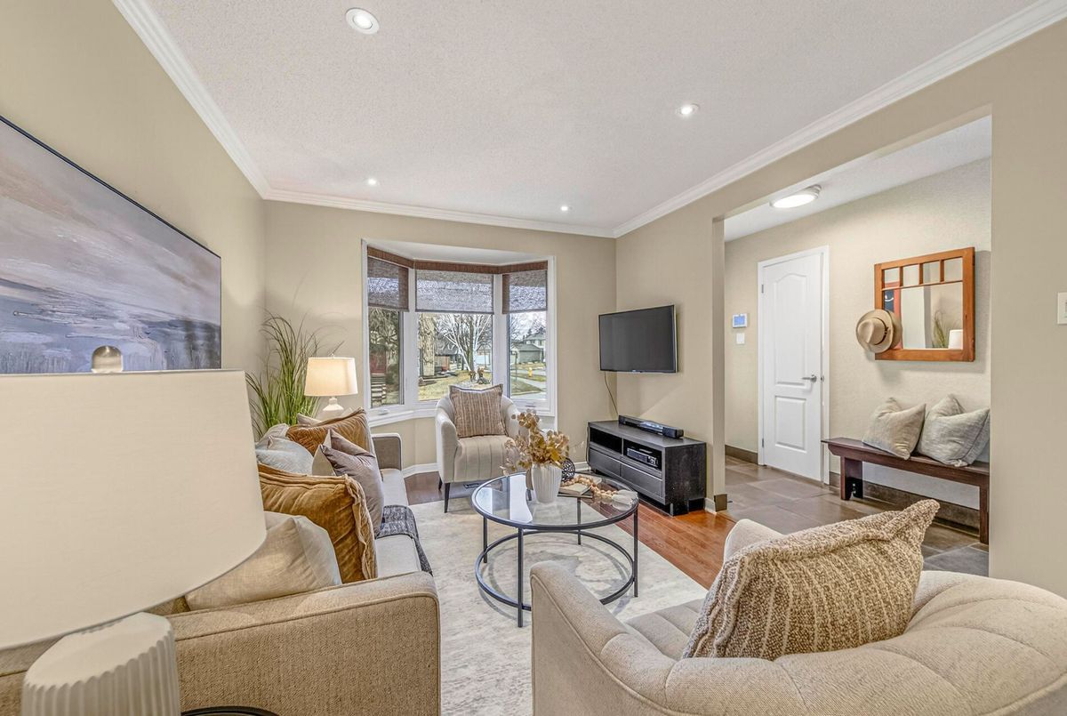 1 Nearctic Court Whitby 1 Nearctic Court Whitby