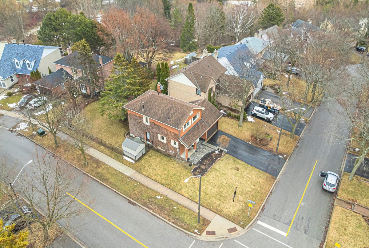 1 Nearctic Court Whitby 1 Nearctic Court Whitby