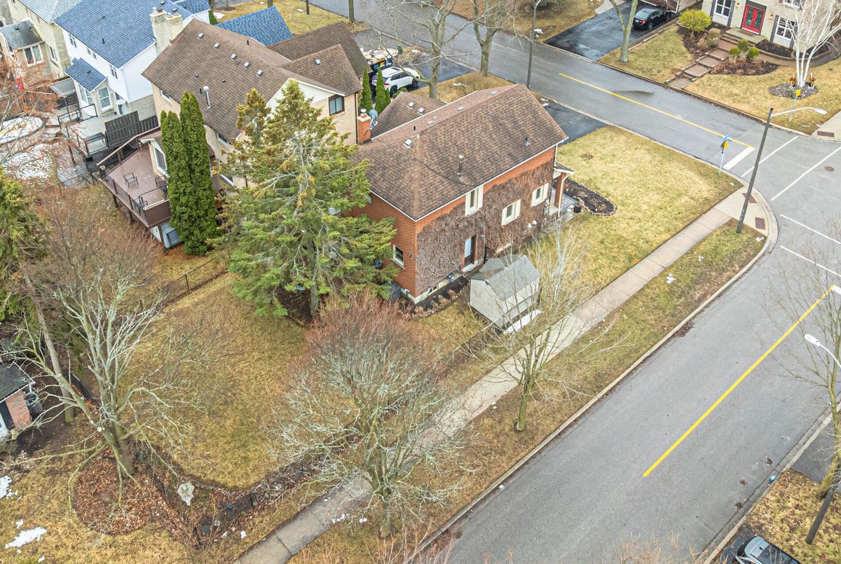 1 Nearctic Court Whitby 1 Nearctic Court Whitby