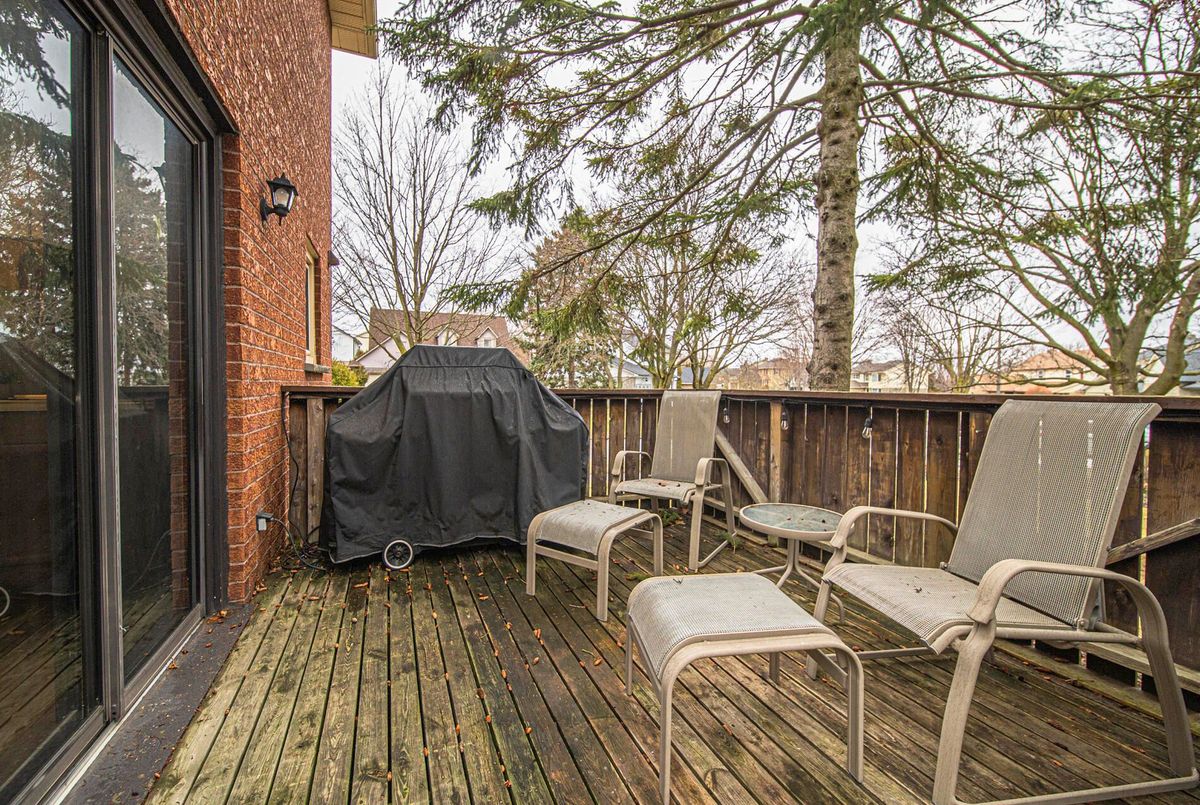 1 Nearctic Court Whitby 1 Nearctic Court Whitby