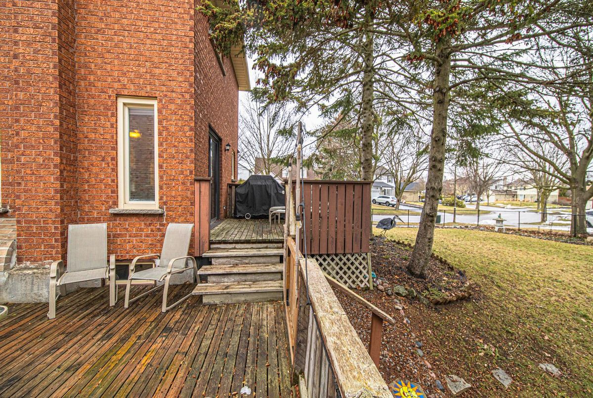 1 Nearctic Court Whitby 1 Nearctic Court Whitby