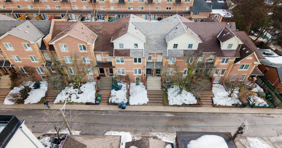 1149 Craven Road Toronto