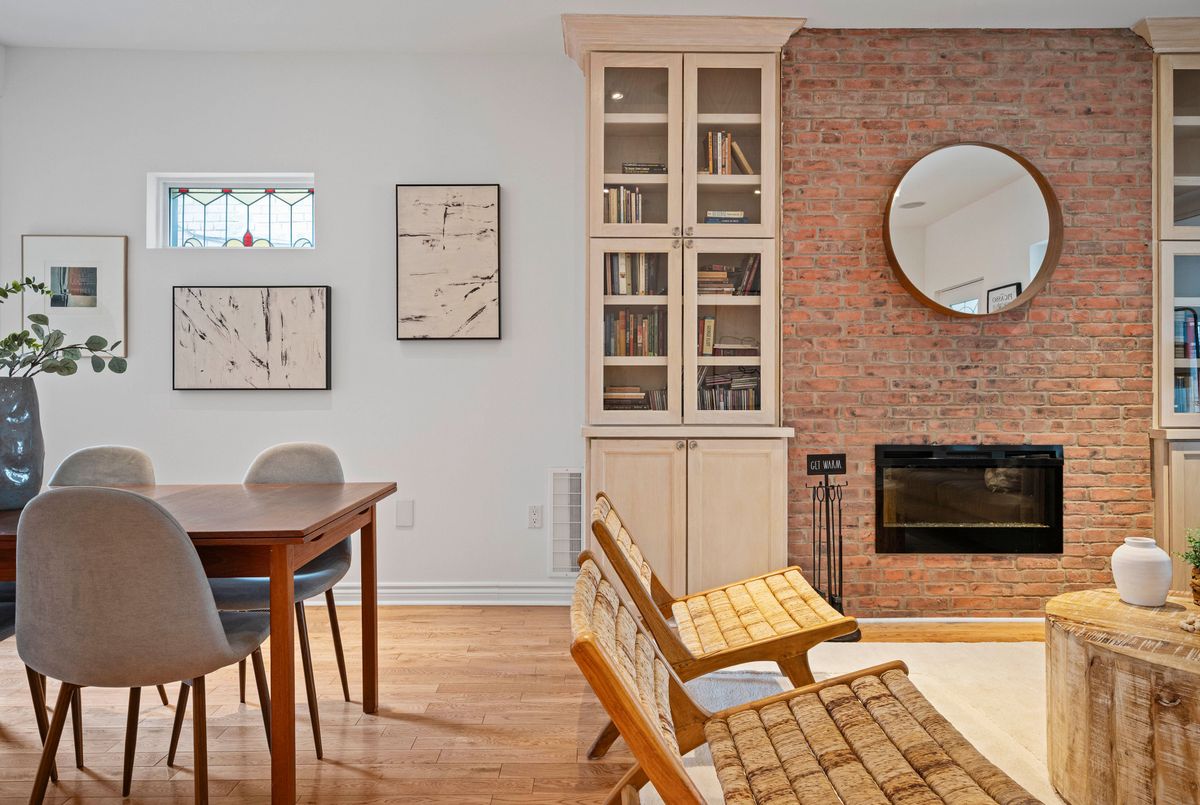 17 Mountnoel Avenue Toronto 17 Mountnoel Avenue Toronto